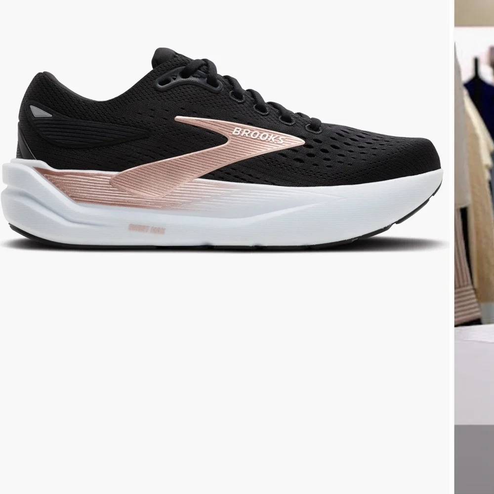 Brooks Ghost Max 3 Running Shoe - Picture 8 of 9